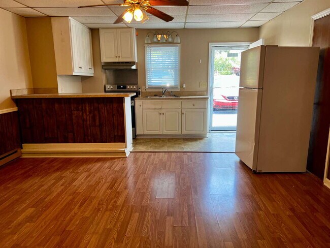 Building Photo - "Charming 1-Bedroom in Dunn, NC!"