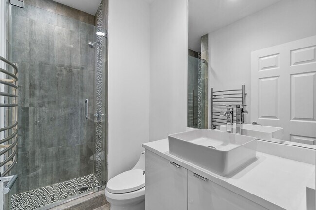 Building Photo - 3258 Westminster Dr