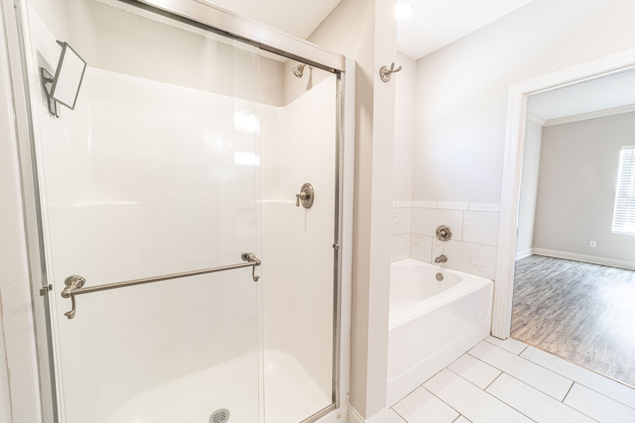 Building Photo - 155 Promenade Pl