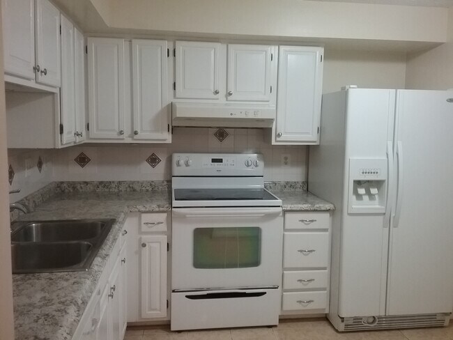 Building Photo - 7993 Tyson Oaks Cir