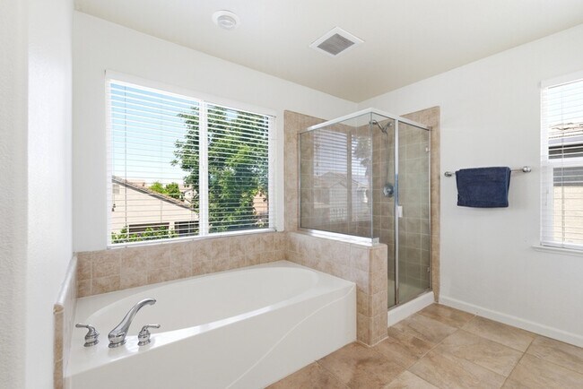 Building Photo - 1282 Seymour Cir