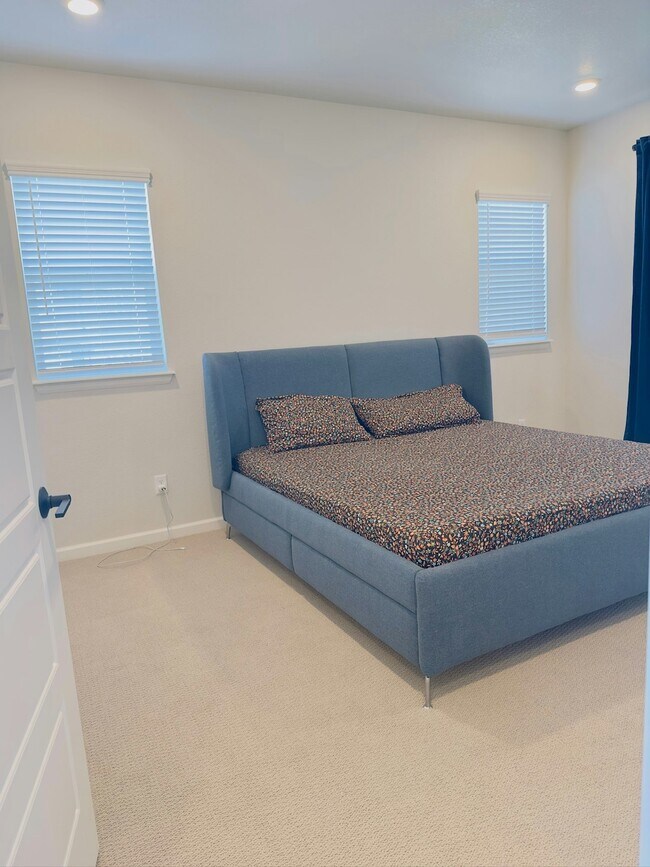 Building Photo - 6944 Hidden Cv Ct