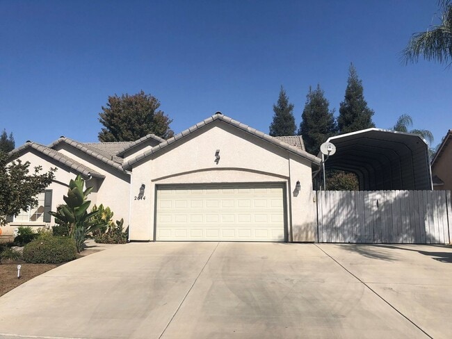 Primary Photo - 2614 W Oakridge Ave