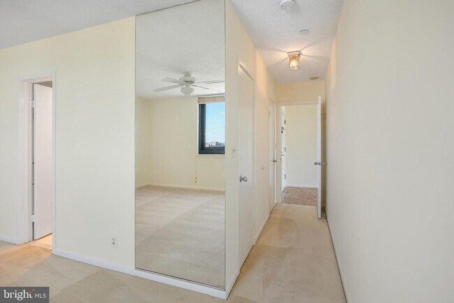 Building Photo - 5505 Seminary Rd