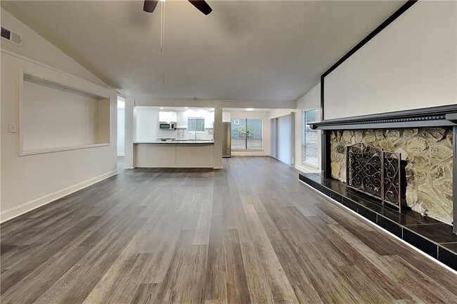 Building Photo - 4365 Reef Rd