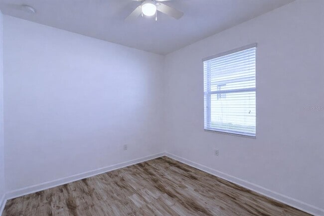 Building Photo - 3943 Cortland Dr