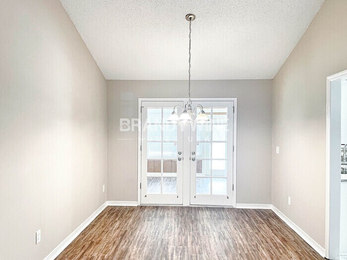 Building Photo - 10932 Putney Ct
