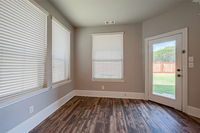 Building Photo - 26406 Planters Heath Dr