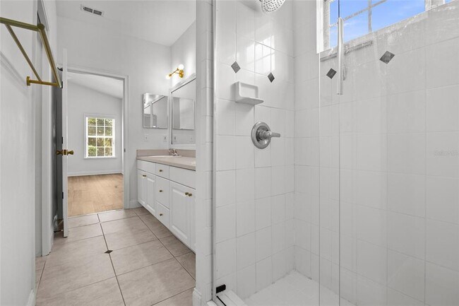 Building Photo - 7485 NW 121st Ave