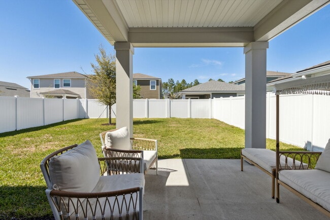 Building Photo - 579 Meadow Creek Dr