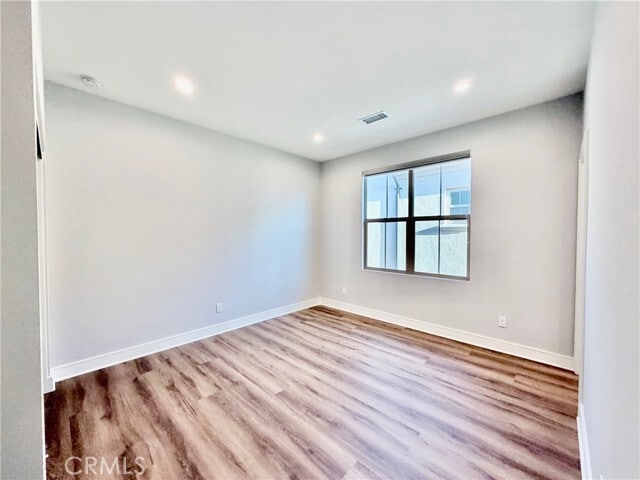 Building Photo - 140 Tomahawk