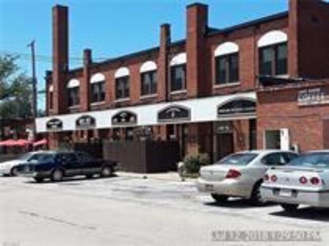 Building Photo - 21930 Lakeshore Boulevard