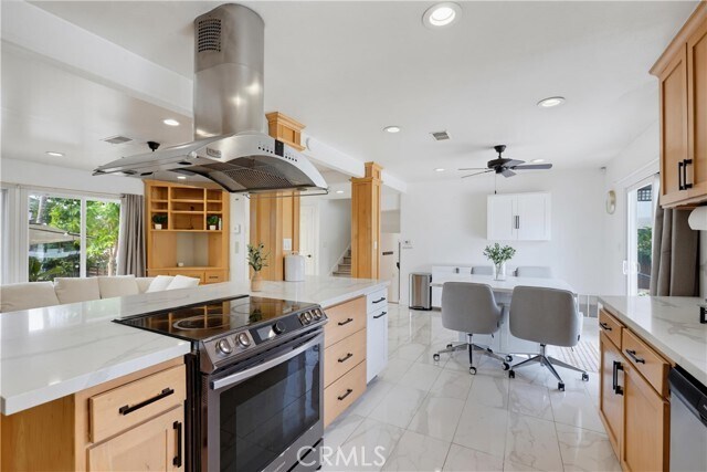 Building Photo - 9471 Mokihana Dr