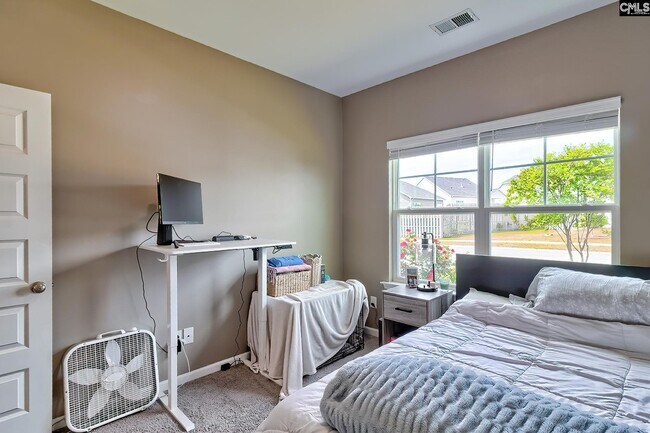 Building Photo - 517 Ludlow Ln