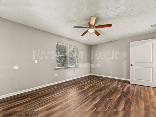Building Photo - 1678 Alta Vista Ave