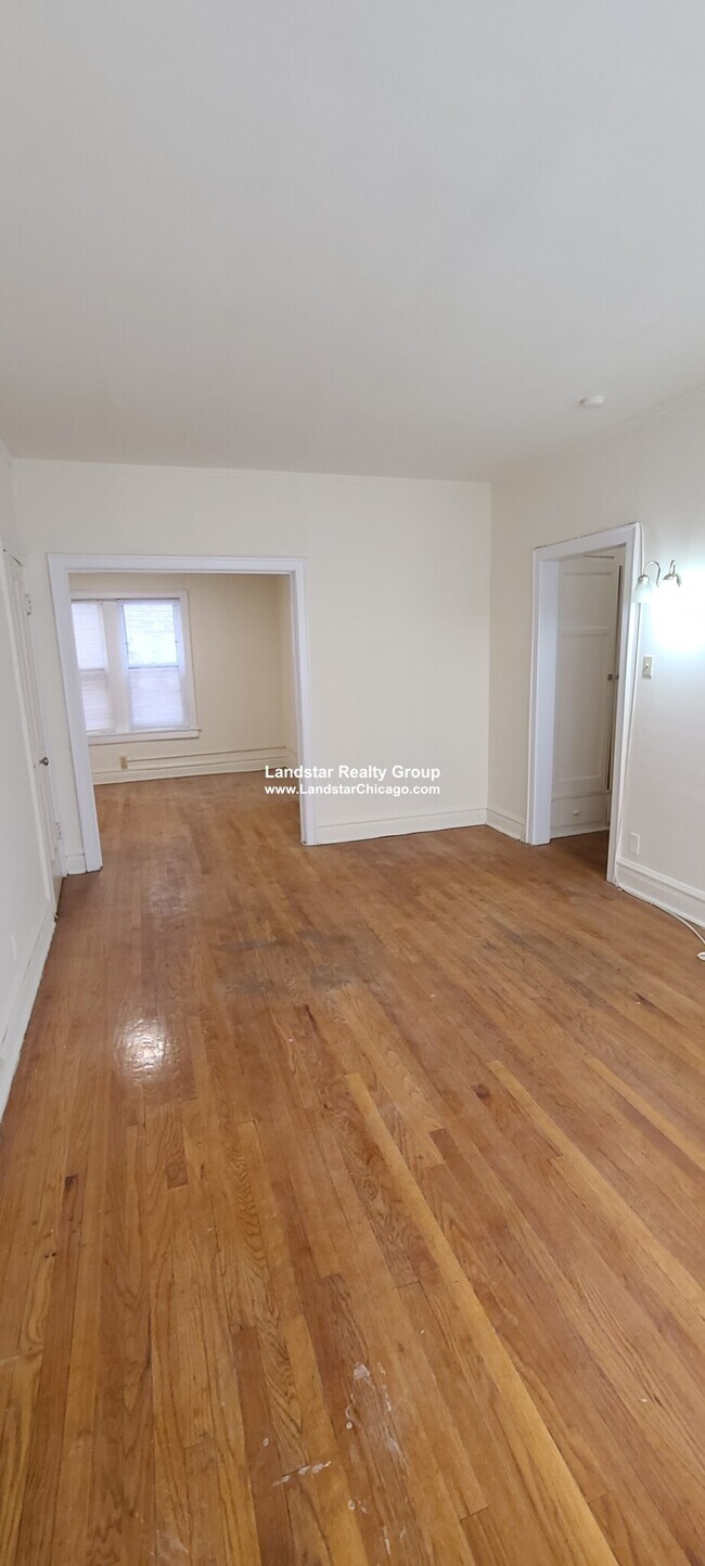 Primary Photo - 813 Washington St