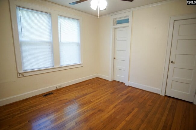 Building Photo - 1601 Hollywood Dr