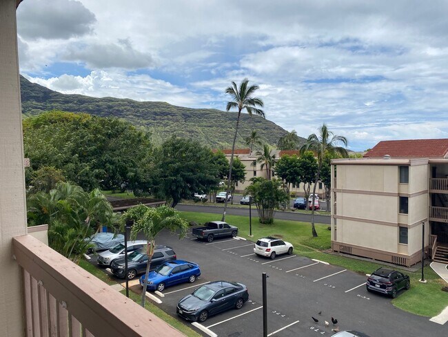 Building Photo - Two Bedroom Makaha Valley Plantation