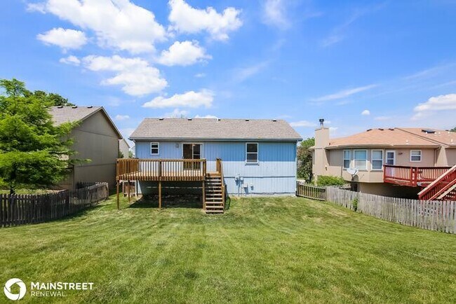 Building Photo - 209 NW 113th St, Kansas City, MO 64155