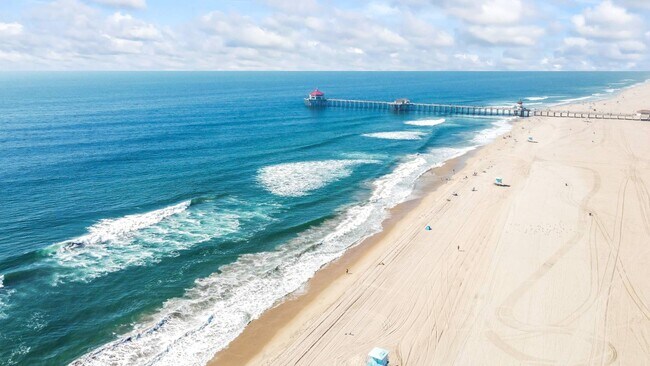 Building Photo - 80 Huntington St