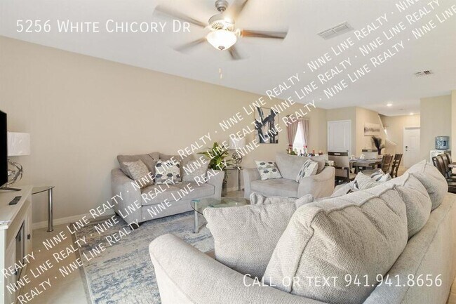 Building Photo - 5256 White Chicory Dr