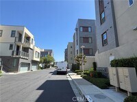 Building Photo - 174 Tribeca