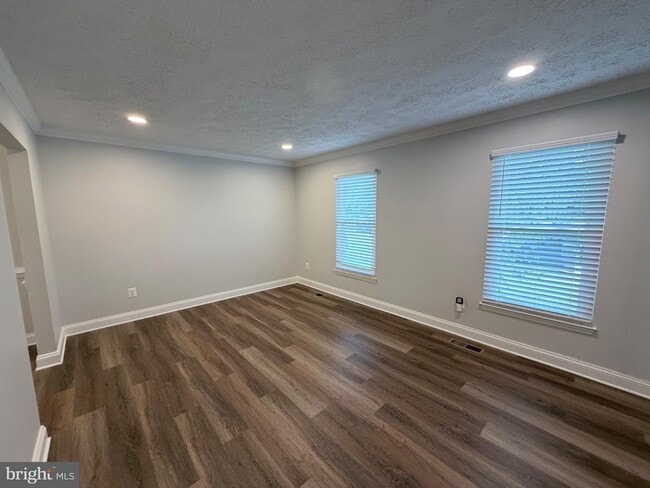 Building Photo - 917 Cypress Point Cir