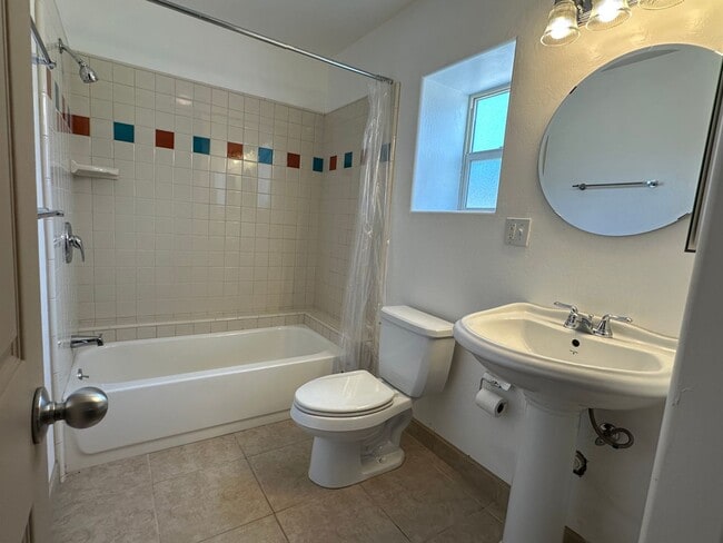 Building Photo - Furnished Studio READY NOW! electricity in...