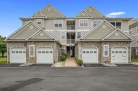 Building Photo - 3902 N Sagamore Dr