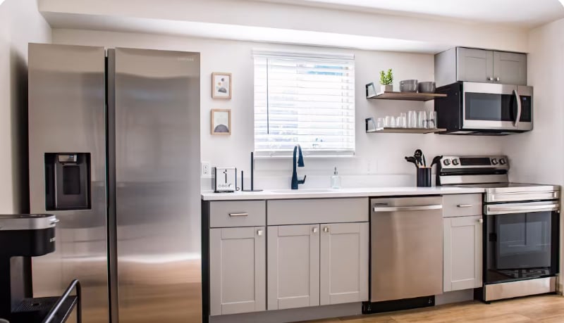 Building Photo - 1330 W 500 N