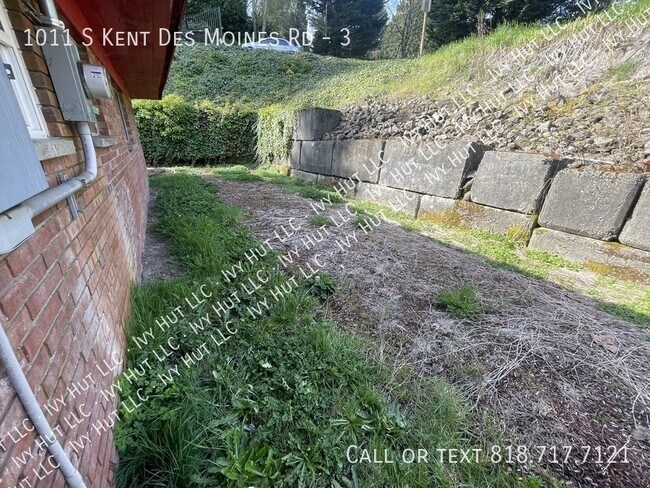 Building Photo - 1011 Kent Des Moines Rd