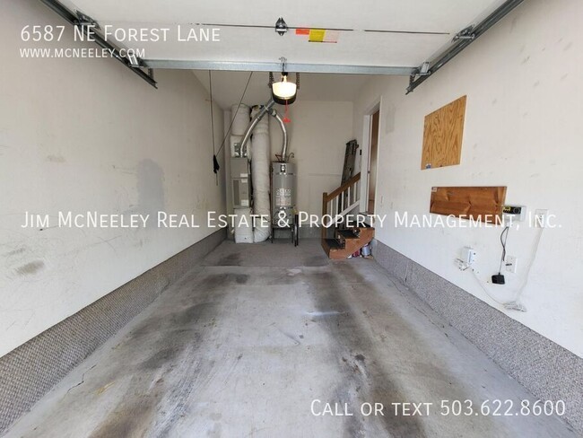 Building Photo - 6587 NE Forest Ln