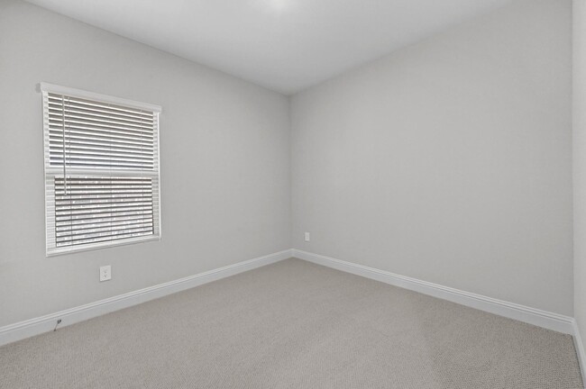 Building Photo - 712 Trace Trl