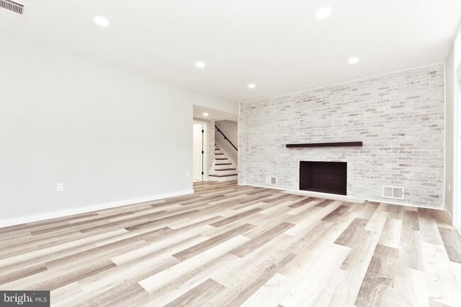 Building Photo - 3507 Gallows Rd