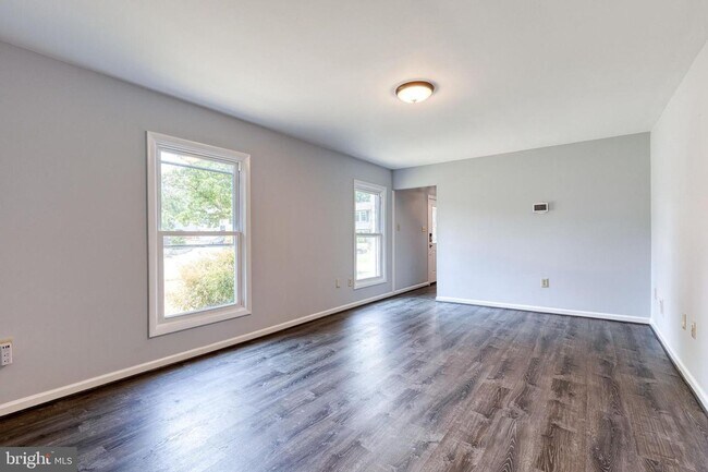 Building Photo - 1099 Snow Hill Ln