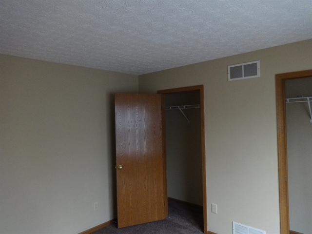 Building Photo - 1079 Oxfordshire Dr
