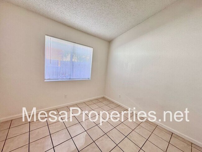 Building Photo - 13667 Gemini St