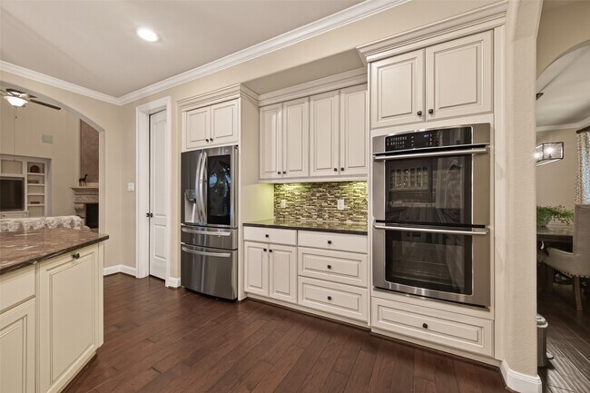 Building Photo - 3835 Dortmund Dr