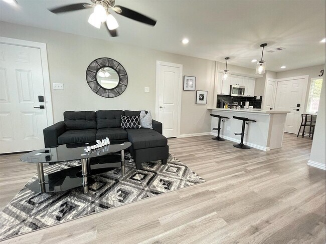 Building Photo - 4326 Alconbury Ln