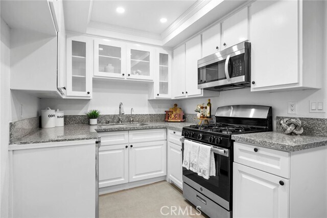 Building Photo - 408 Burchett St