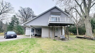 Building Photo - 32 Acton Rd