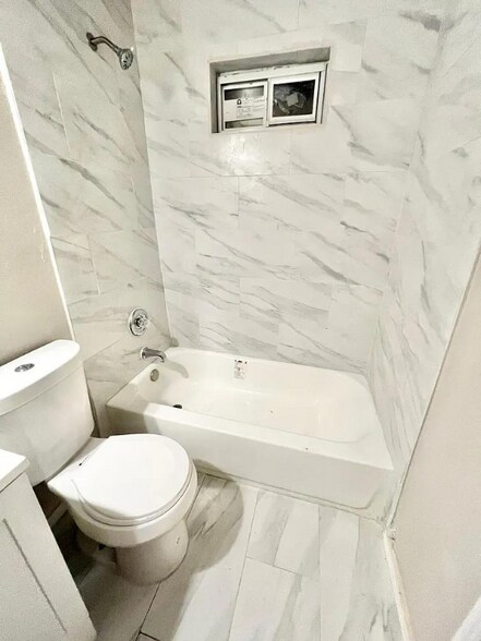 Building Photo - 754 Fitch St