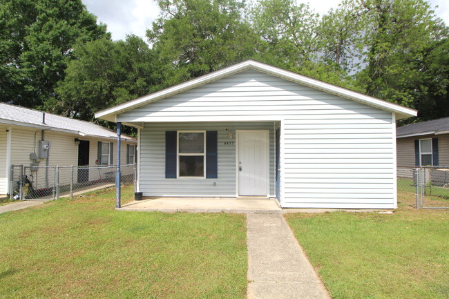 Primary Photo - Updated 3BR/1BA Home with Fenced Yard in C...