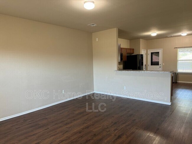 Building Photo - 13228 Bridgewater Dr