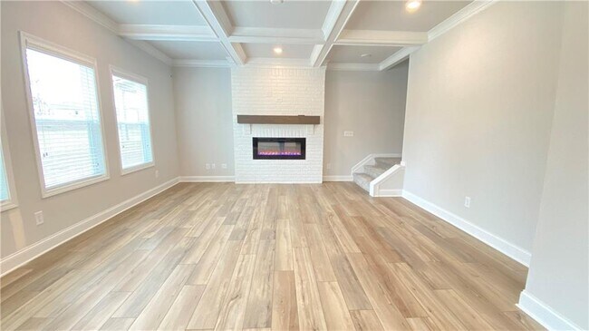 Building Photo - 4591 Silver Oak Dr SW