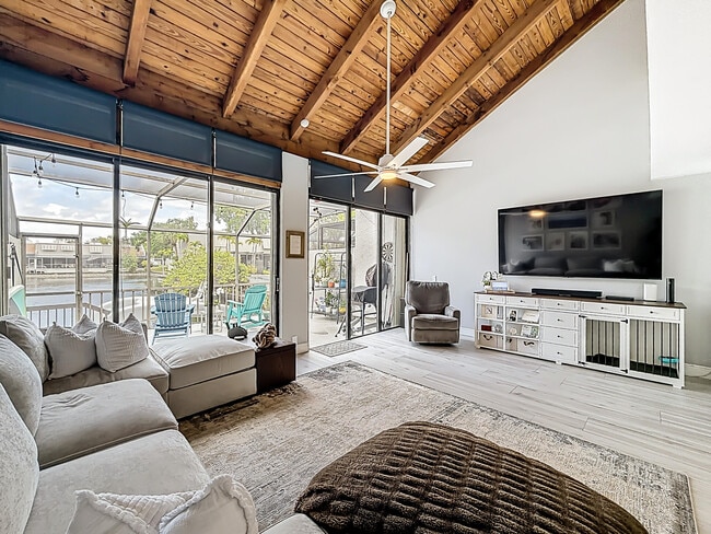 Building Photo - 11313 NW 15th St