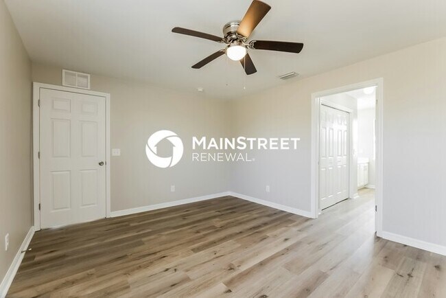 Building Photo - 4 Bedroom Pet-Friendly Home in Lehigh Acres, FL with Main Street Renewal