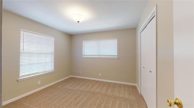 Building Photo - 1917 Yarborough Dr