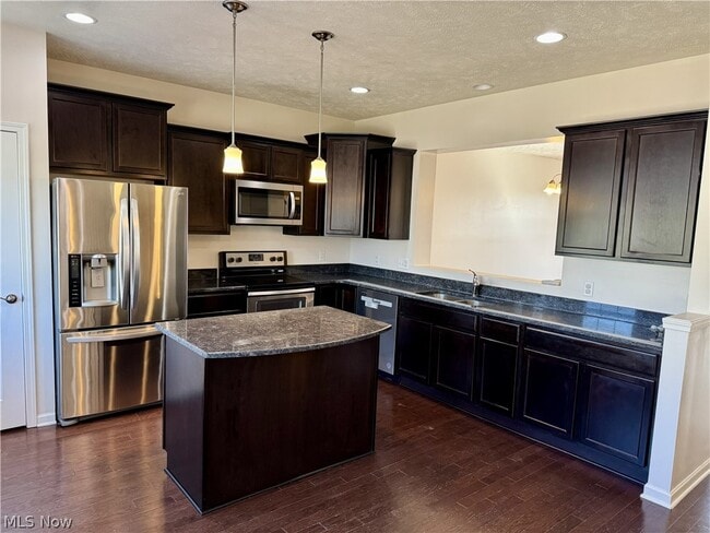 Building Photo - 6648 Park Pointe Ct