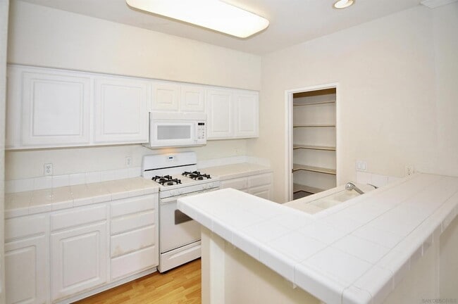 Building Photo - 10840 Scripps Ranch Blvd